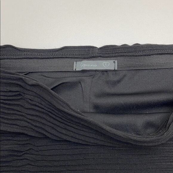 SOPRANO Womens Small Black Skirt - Picture 2 of 3